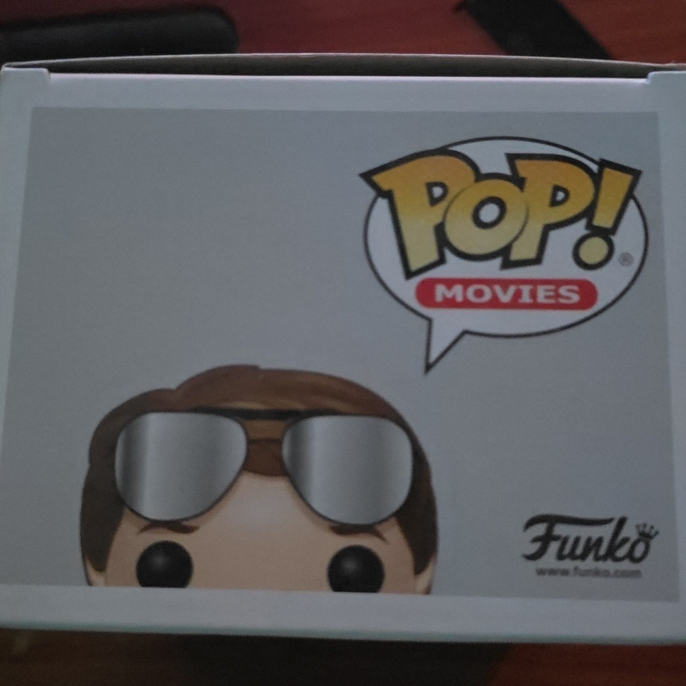 Funko Pop Marty with Red Jacket and Blue Jeans - Picture 6 of 6